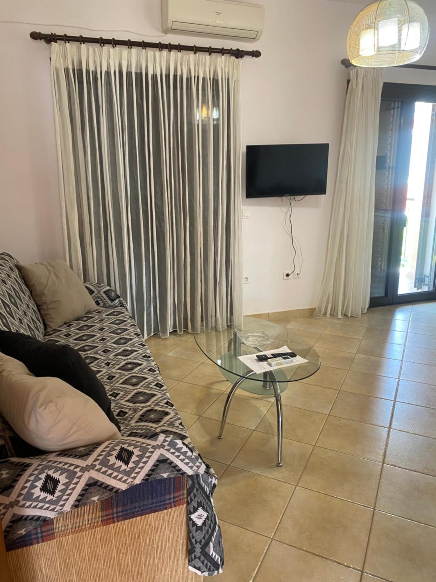 Alexis Apartments Pylos Buitenkant foto